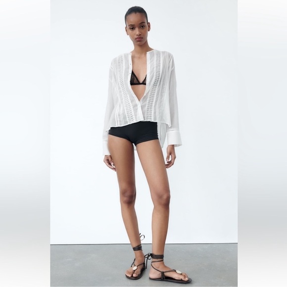 ZARA White Asymmetric Hem Blouse Button Front Cotton Pleated Front Size XS - Picture 1 of 10